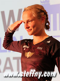 Anna Hahner saltutiert beim Berlin Marathon